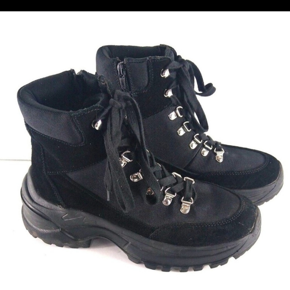 Steve Madden Riland Style Ankle Boots-Like New- Size 7/8